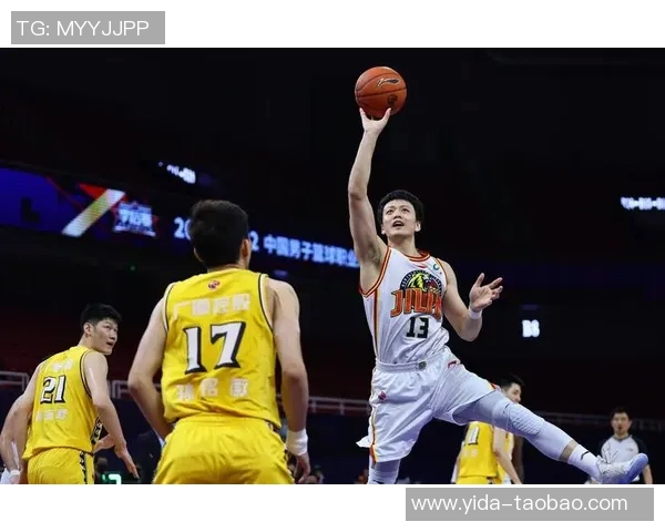 2015年CBA季后赛广东队对阵广厦队的精彩对决回顾与分析