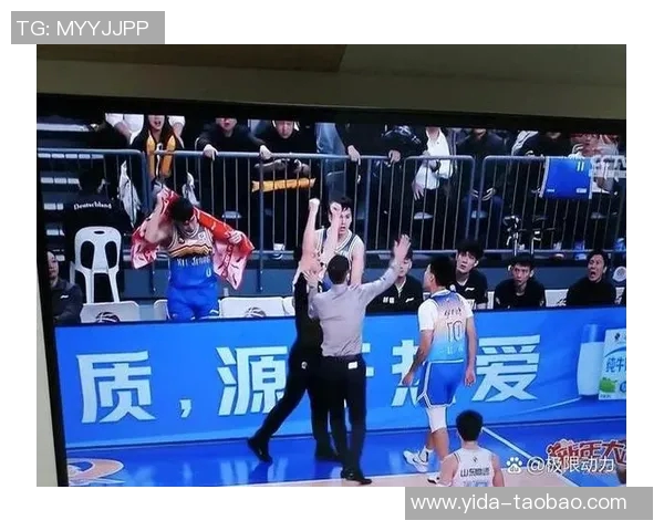 CBA精彩对决天津队与广州队比赛回放全程回顾与精彩瞬间分析 CBA精彩对决天津队与广州队比赛回放全程回顾与精彩瞬间分析